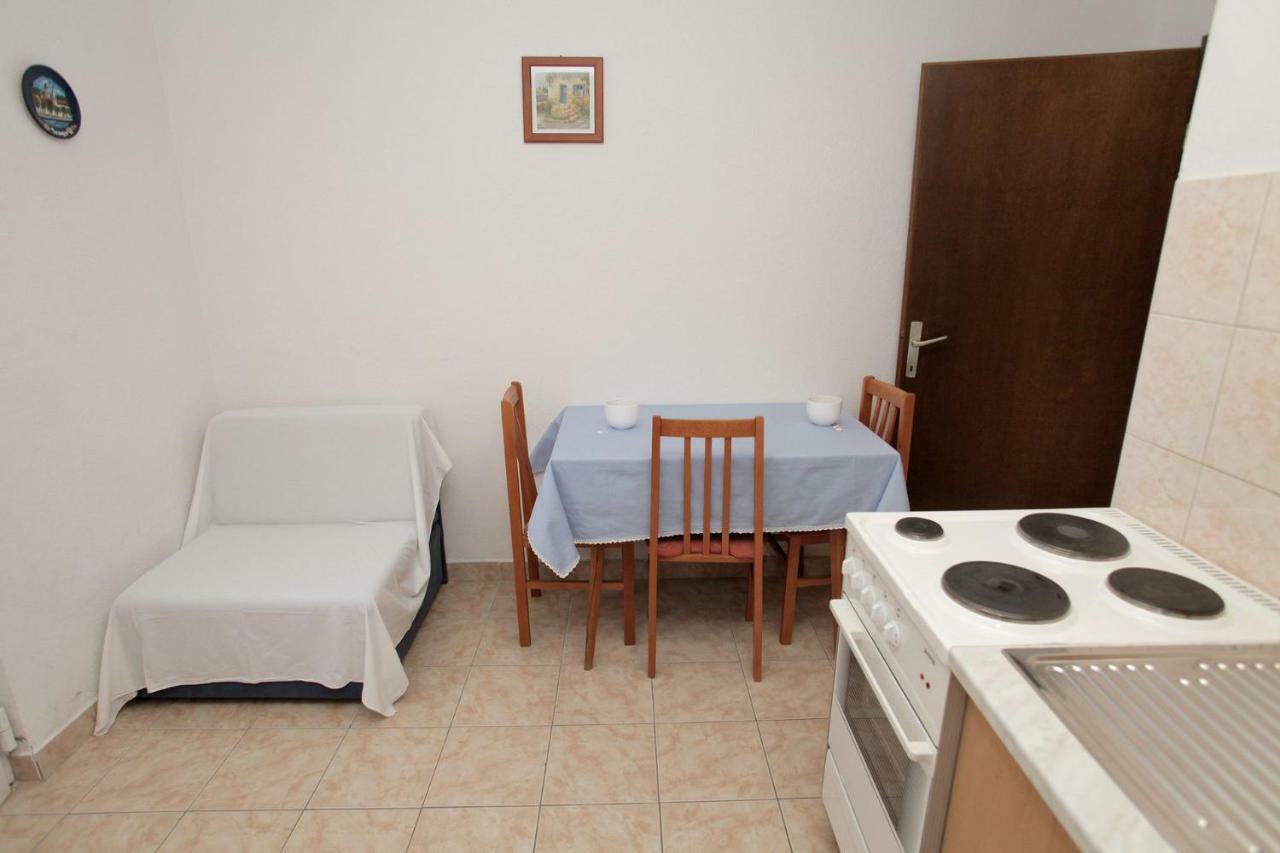 Apartments Maja - Sea View Trogir Exteriör bild