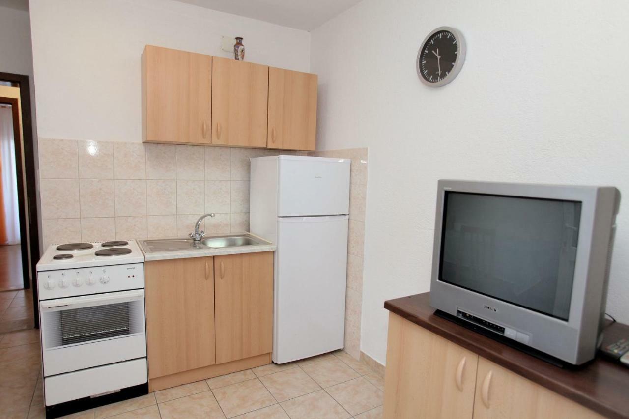 Apartments Maja - Sea View Trogir Exteriör bild